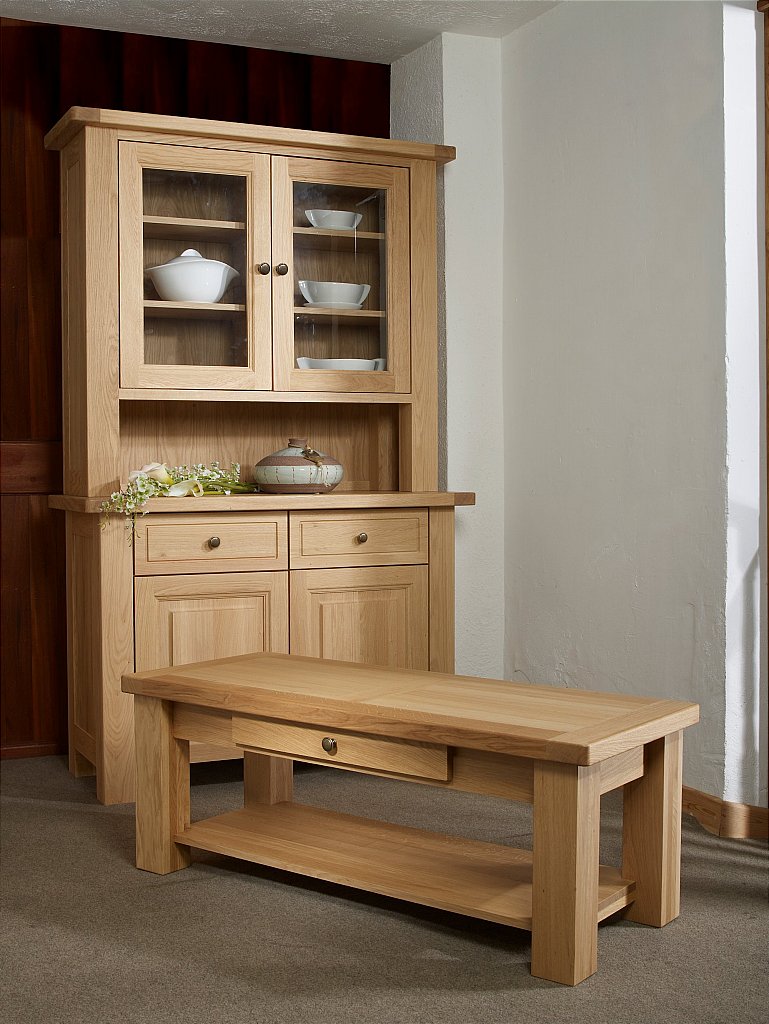 Bretagne 2 Door Dresser Top With Light