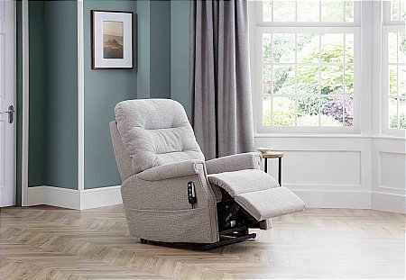 Celebrity - Sandhurst Petite Recliner Chair 