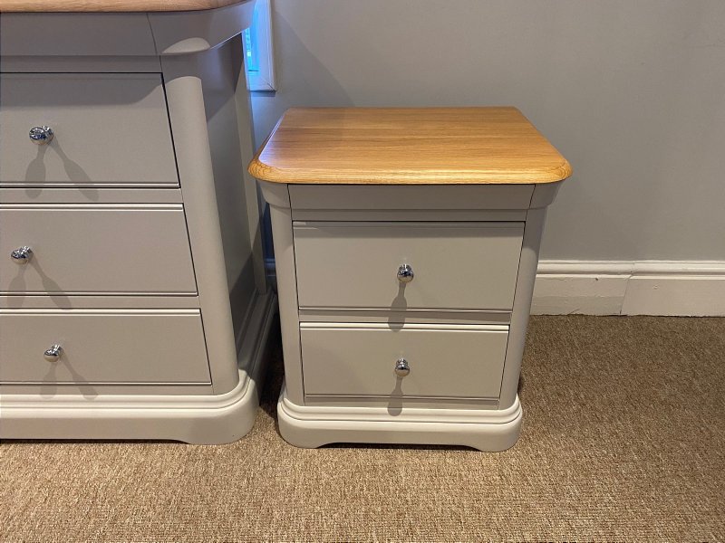 TCH - Cromwell 2 Drawer Bedside