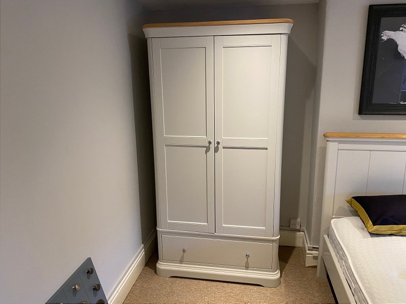 TCH - Cromwell Wardrobe With Drawer