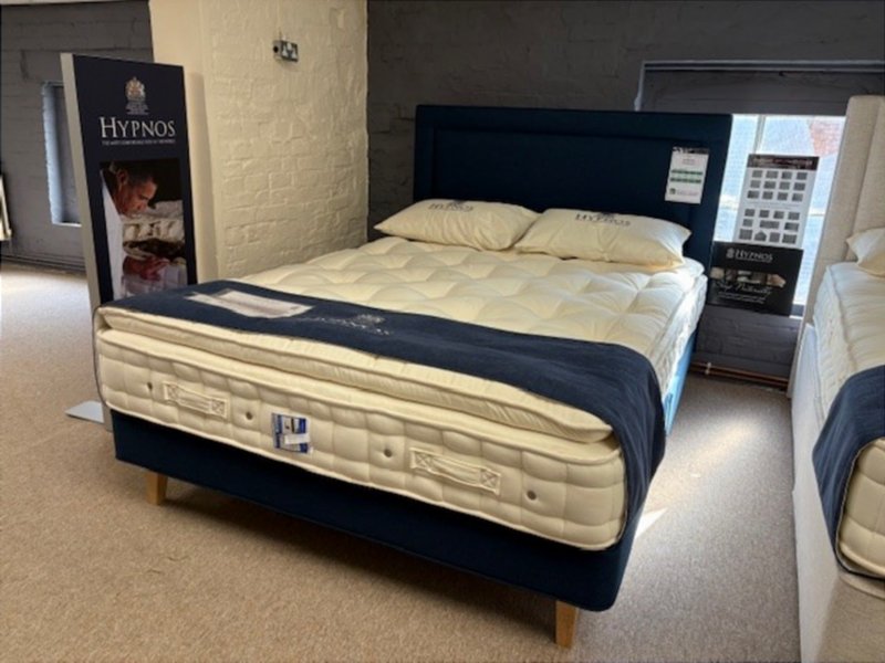 Hypnos - Saunderton Kingsize Bed And Isabella Headboard
