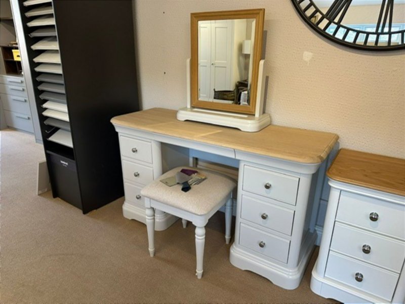 TCH - Cromwell Dressing Table Set
