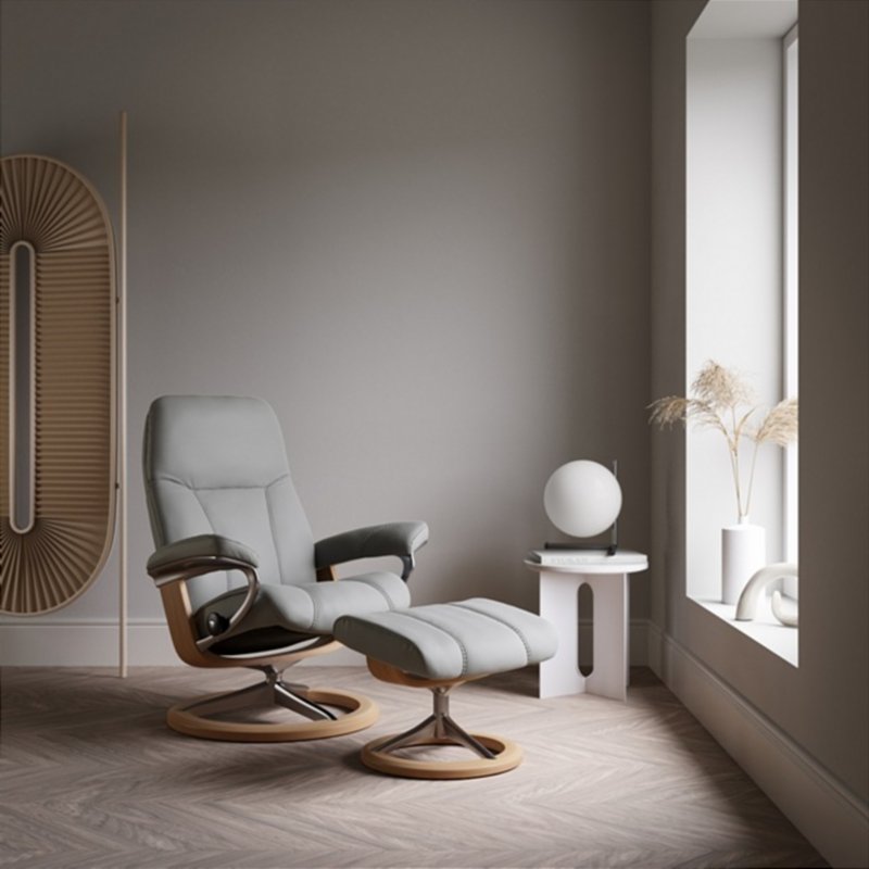 Stressless - Consul Quick Ship Small Recliner and Footstool on Signature Base