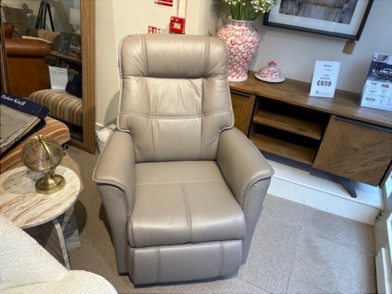 Couch and Co - Melody Standard Power Plus Chair 