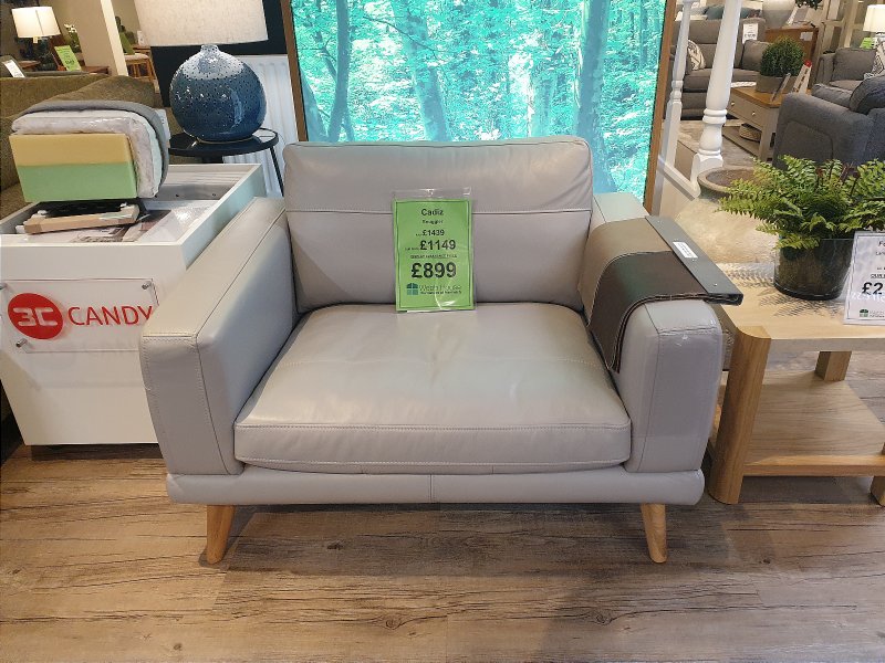 Webb House - Cadiz Snuggler